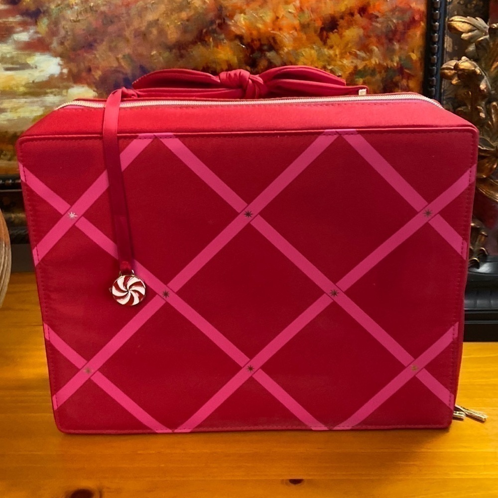Estée Lauder Red/Pink w/ Gold Zipper and Peppermint Symbol Cosmetic Travel Bag